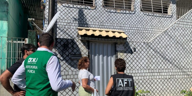 Sem férias e salário por 36 anos: como vivia mulher submetida a trabalho análogo à escravidão que pediu para voltar à casa de patrões