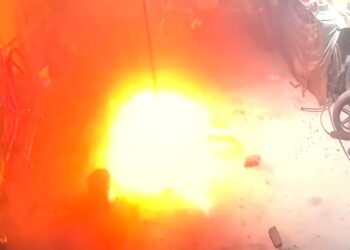 Explosão de bateria de bicicleta elétrica acende alerta em Fernando de Noronha; VÍDEO