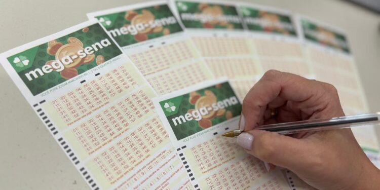 Mega-Sena: seis apostas em PE acertam quina; uma delas ganhou mais de R$ 69,4 mil