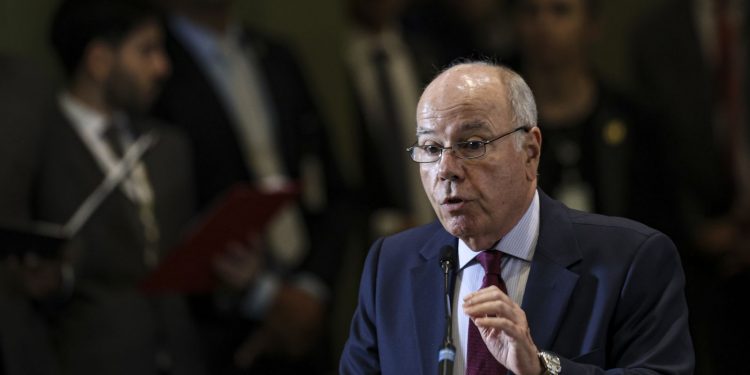Argumentos dos EUA para impor tarifas “não são legítimos”, diz Vieira